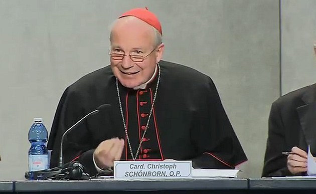 Kardinal Schönborn bei der Präsentation von 'amoris laetitia' / ctv