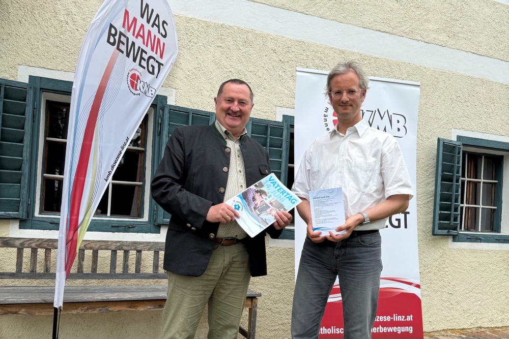 von links nach rechts der Vorsitzende der Katholischen Männerbewegung Österreich Karl Toifl und der Generalsekretär Michael Juppe