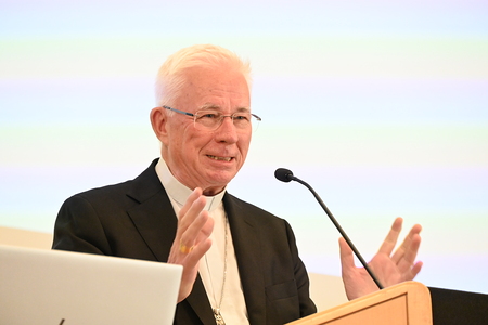 Erzbischof Franz Lackner bei der Eröffnung der 'Salzburger Hochschulwochen' 2026