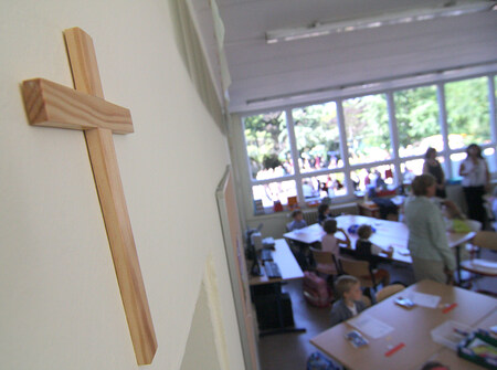 Deutsches Kreuz-Urteil: Theologe Tück vermisst kirchlichen Aufschrei
