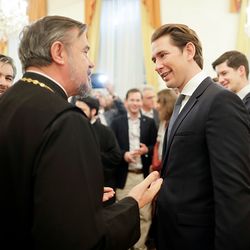 Am 4. Dezember 2018 empfingen Bundeskanzler Sebastian Kurz (r.) und Bundesminister Gernot Bl?mel Vertreter christlicher Religionen im Bundeskanzleramt.