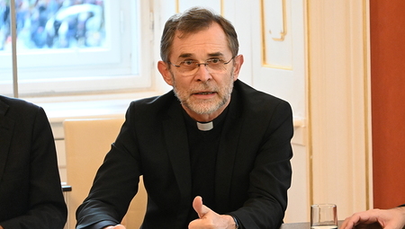 Grünwidl: 'Glaube und Macht ist keine gute Verbindung'