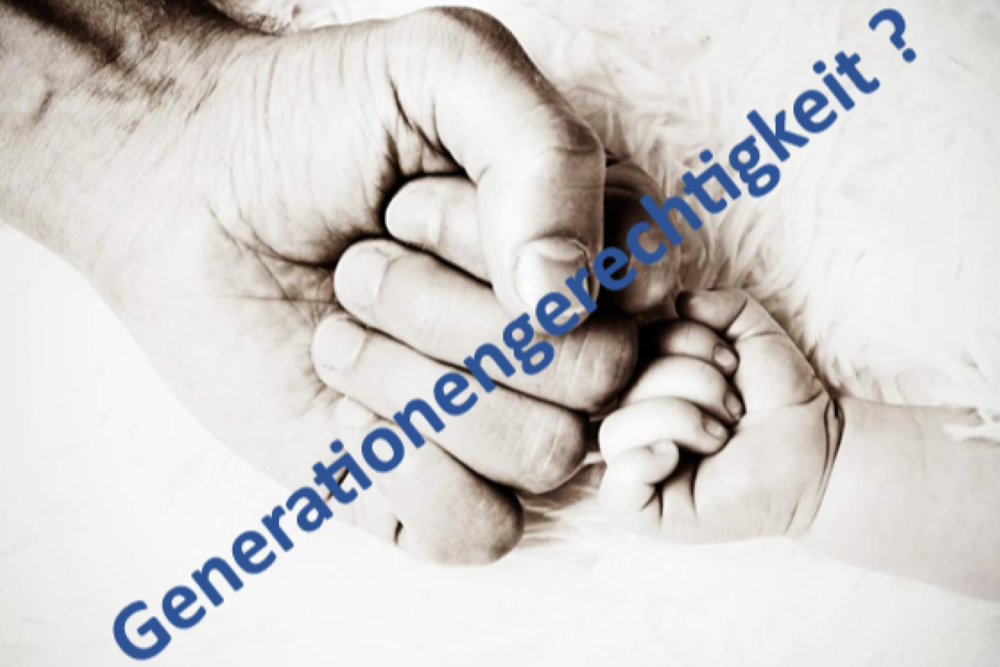 Fäuste eines Mannes und eines Kindes berühren sich