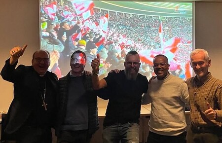 Glettler jubelt mit Fußball-Nationalteam über WM-Einzug