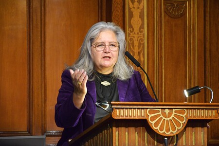 Grazer Alttestamentlerin bei einem Vortrag beim 'Dies facultatis' am 17. Oktober 2022 in Wien