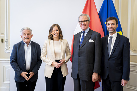 Kultusministerin Plakolm würdigt Arbeit von 'Pro Oriente'