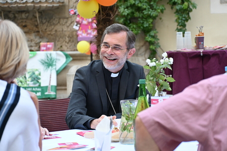 Erzbischof Josef Grünwidl bei der Langen Nacht der Kirchen 2026