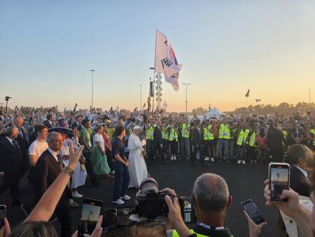 Papst ruft junge Christen zu klaren Lebensentscheidungen auf