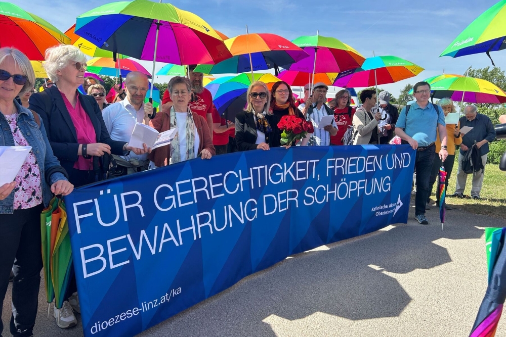 Delegation der Katholischen Aktion bei der Gedenkfeier in Mauthausen