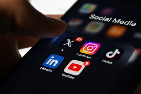 Sozialethikerin: Social Media-Einschränkung schützt Freiheit