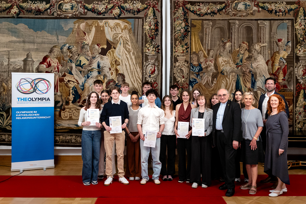 Sieger der Religionsolympiade 2025 geehrt 