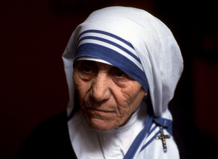 Porträt von Mutter Teresa, Gründerin des Ordens der Missionarinnen der Nächstenliebe, in Kalkutta. (Aufnahmedatum und Aufnahmeort unbekannt)