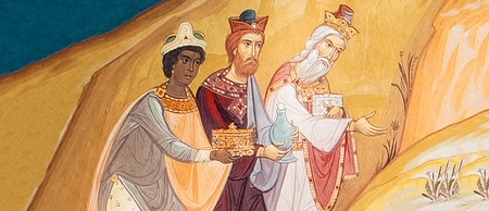 Weihnachten ist das Fest der Geburt Christi in Betlehem. Im Mittelpunkt des Festes steht der Glaube, dass Gott Mensch geworden ist, um die Menschheit zu erlösen. So bringt es das Neue Testament auf den Punkt: „Die Gnade Gottes ist erschienen, um alle