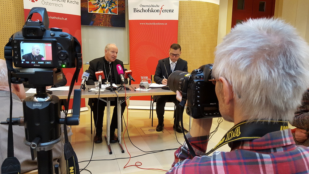 Pressekonferenz mit Kardinal Christoph Schönborn am 10. November 2017 in Wien / kathpress / Henning Klingen