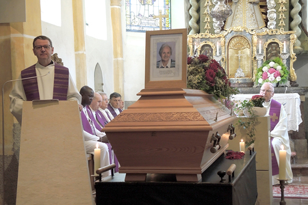           St. Radegund: Bewegender Abschied von Jägerstätter-Tochter