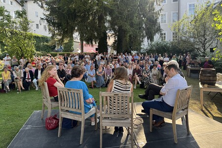 Wider das Gift der Bitternis: Erzbischof Lackner lud zu Sommerfest