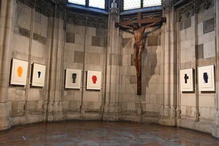 Werke von Arnulf Rainer in der Barbarakapelle des Wiener Stephansdomes