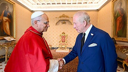 Premiere im Vatikan: Papst und König Charles III. beten gemeinsam