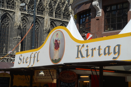 Bis Pfingsten wieder Steffl-Kirtag am Wiener Stephansplatz