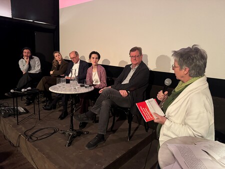 Experten: Sozialer Friede braucht Verständigung und Engagement