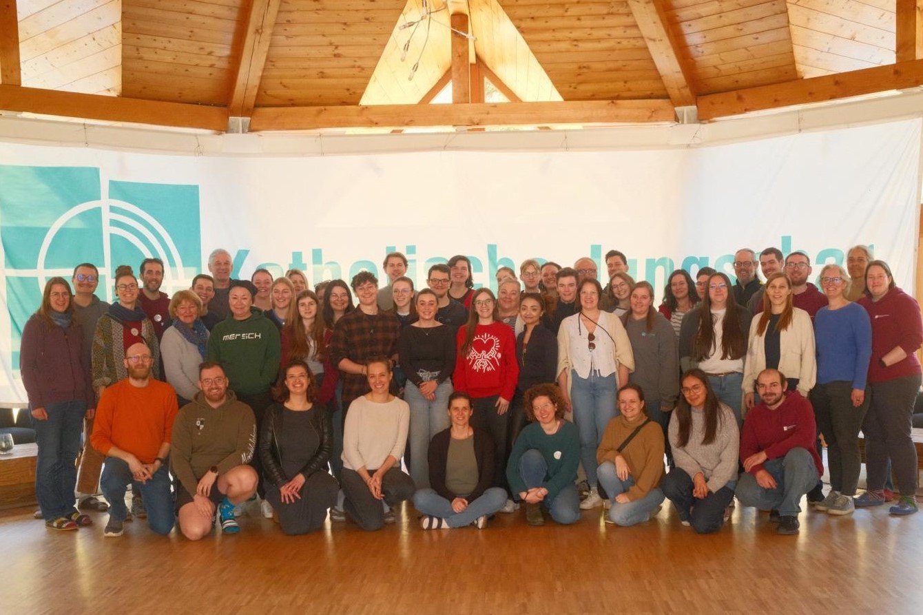Gruppenbild der Teilnehmenden des Bundesleitungskreises der Katholischen Jungschar im Frühjahr 2026