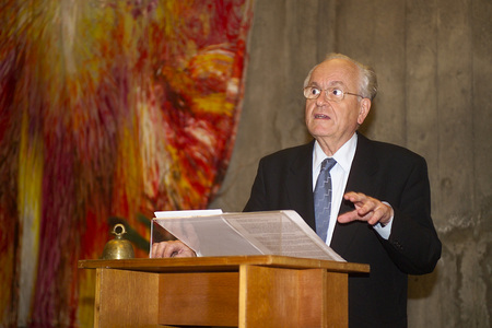 Erzdiözese Wien: Trauer um Theologen und Priester Paul Weß