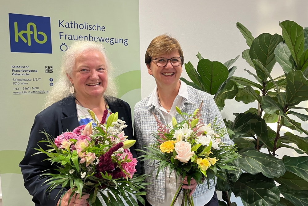 von links nach rechts die stellvertretende Vorsitzende Gertraud Ladner und die Vorsitzende Lucia Greiner 