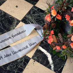 Kranzniederlegung am Grab Rudolf IV. im Wiener Stephansdom beim 'Dies Academicus' der Universität Wien am 12. März 2019